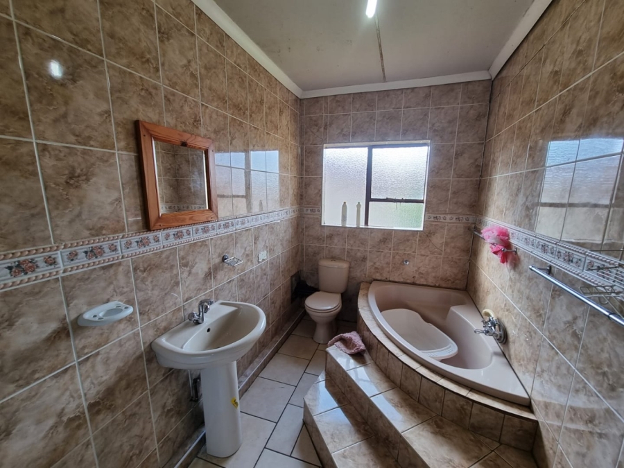 4 Bedroom Property for Sale in Panorama Free State